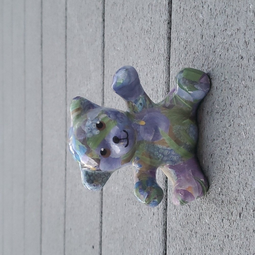 Mikasa Porcelain Sitting Bear Figurine